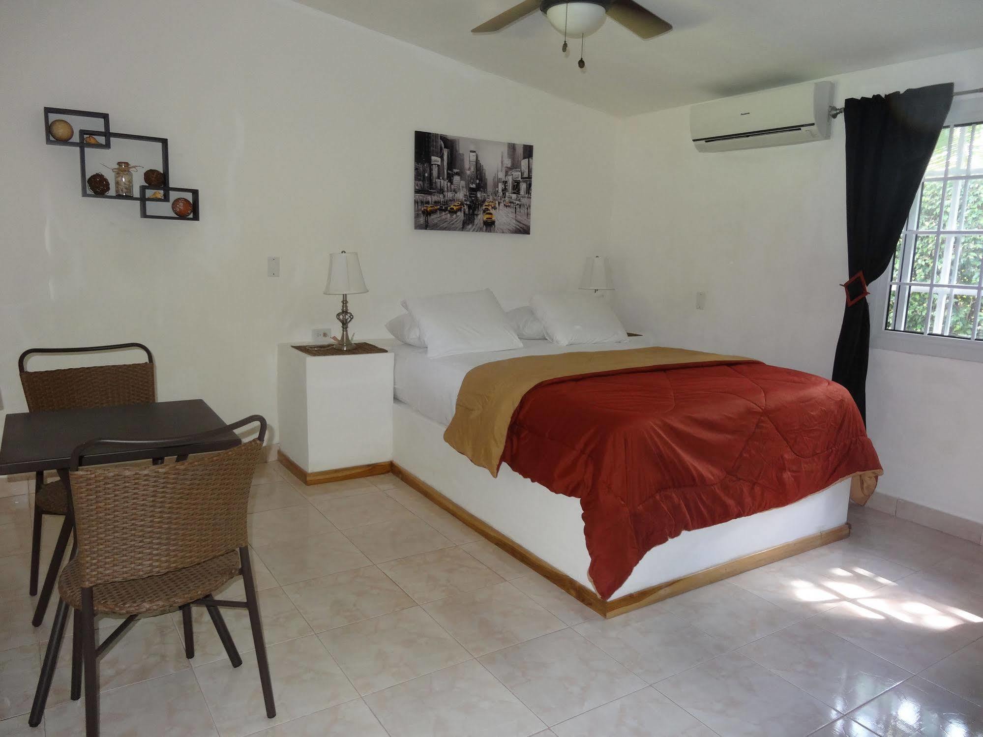 Villa Botero By Casa Mojito Santa Clara  Ngoại thất bức ảnh
