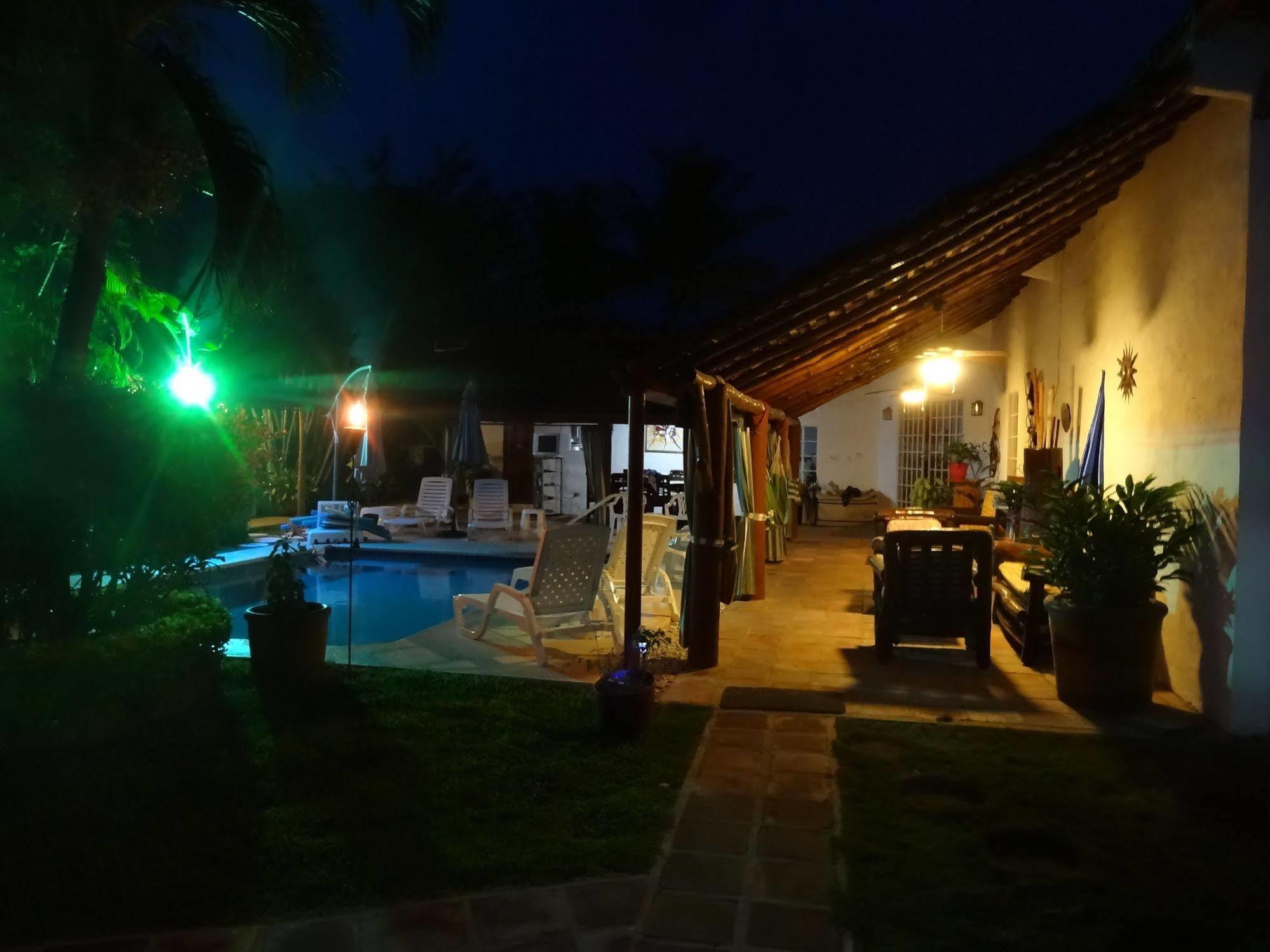 Villa Botero By Casa Mojito Santa Clara  Ngoại thất bức ảnh