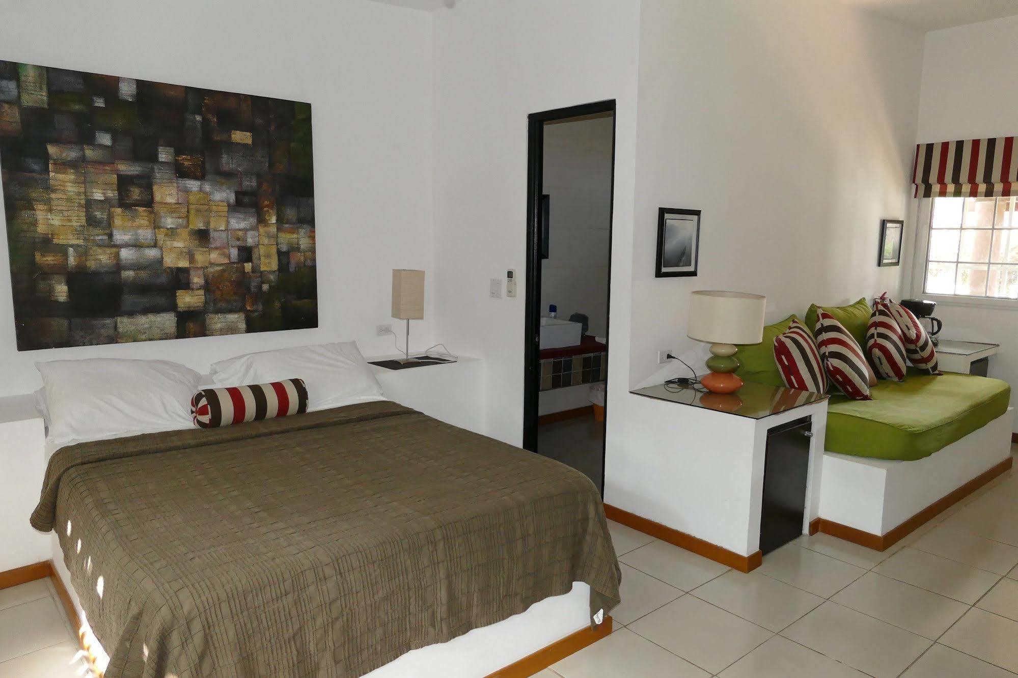 Villa Botero By Casa Mojito Santa Clara  Ngoại thất bức ảnh